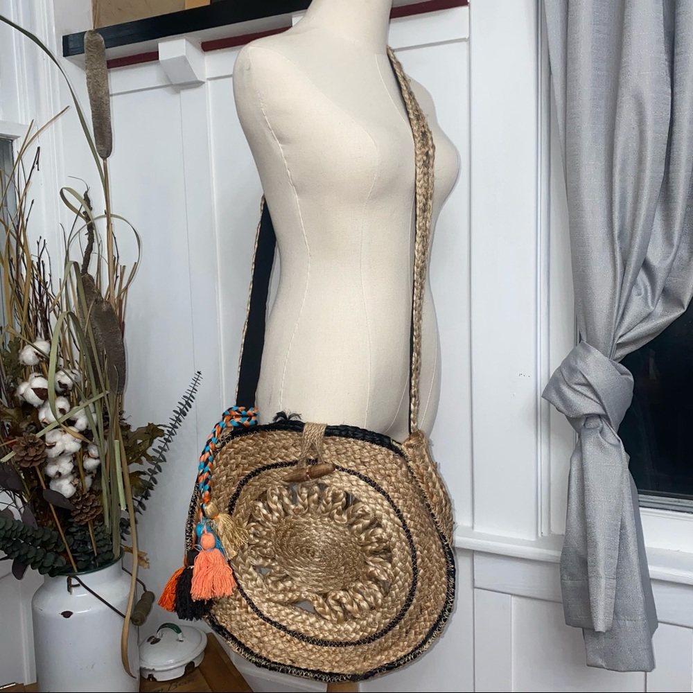 Ruggine Macchia di Ruggine | Woven Jute Round Bag Boho Tassel Crossbody